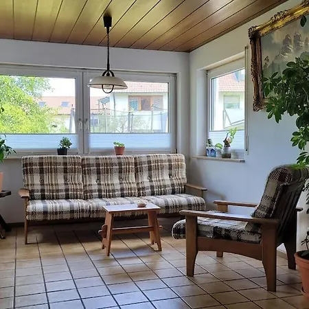 Modernes Gaestezimmer In Wg, Ruhige Lage, Siemens, Oepnv 2 Min *